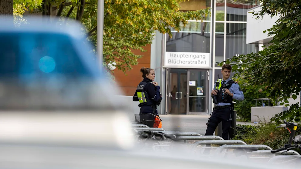 18-vjeçari nga Kosova plagos mësuesen në Gjermani, qëllohet për vdekje nga policia