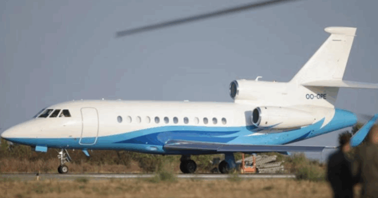 Si funksionon bllokimi i sinjaleve të GPS-it te avionët?