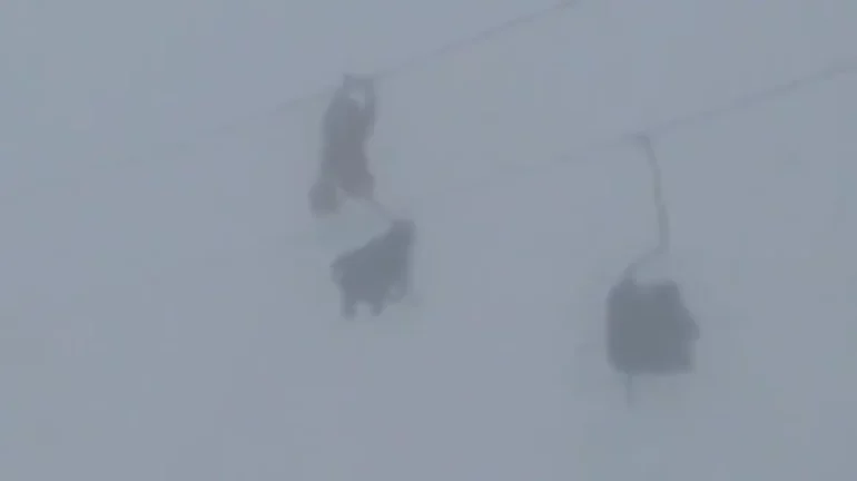 Tragjedi në Rusi/ Shkëputet teleferiku dhe përplaset pas shkëmbinjve, viktima dhe të plagosur