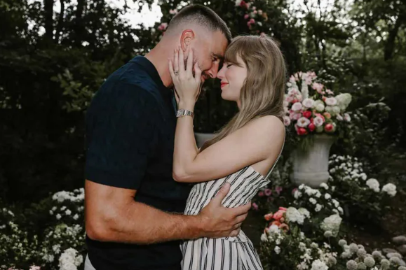 Pas fejesës, zbulohet vendi se ku do të martohen Taylor Swift dhe Travis Kelce
