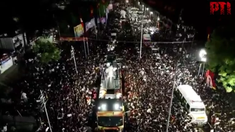 Indi/ Të paktën 31 të vdekur dhe dhjetëra të plagosur në një tubim zgjedhor