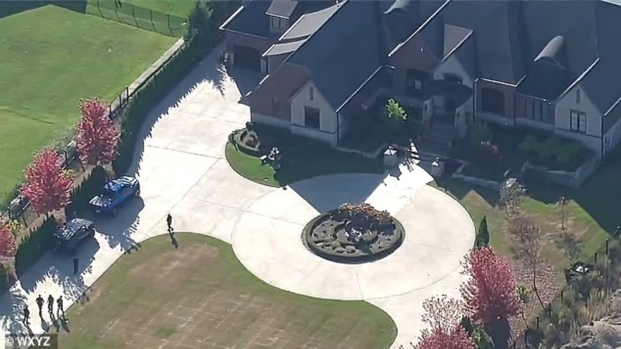 Biznesmeni sulmohet me armë zjarri në mes të ditës, jashtë banesës së tij