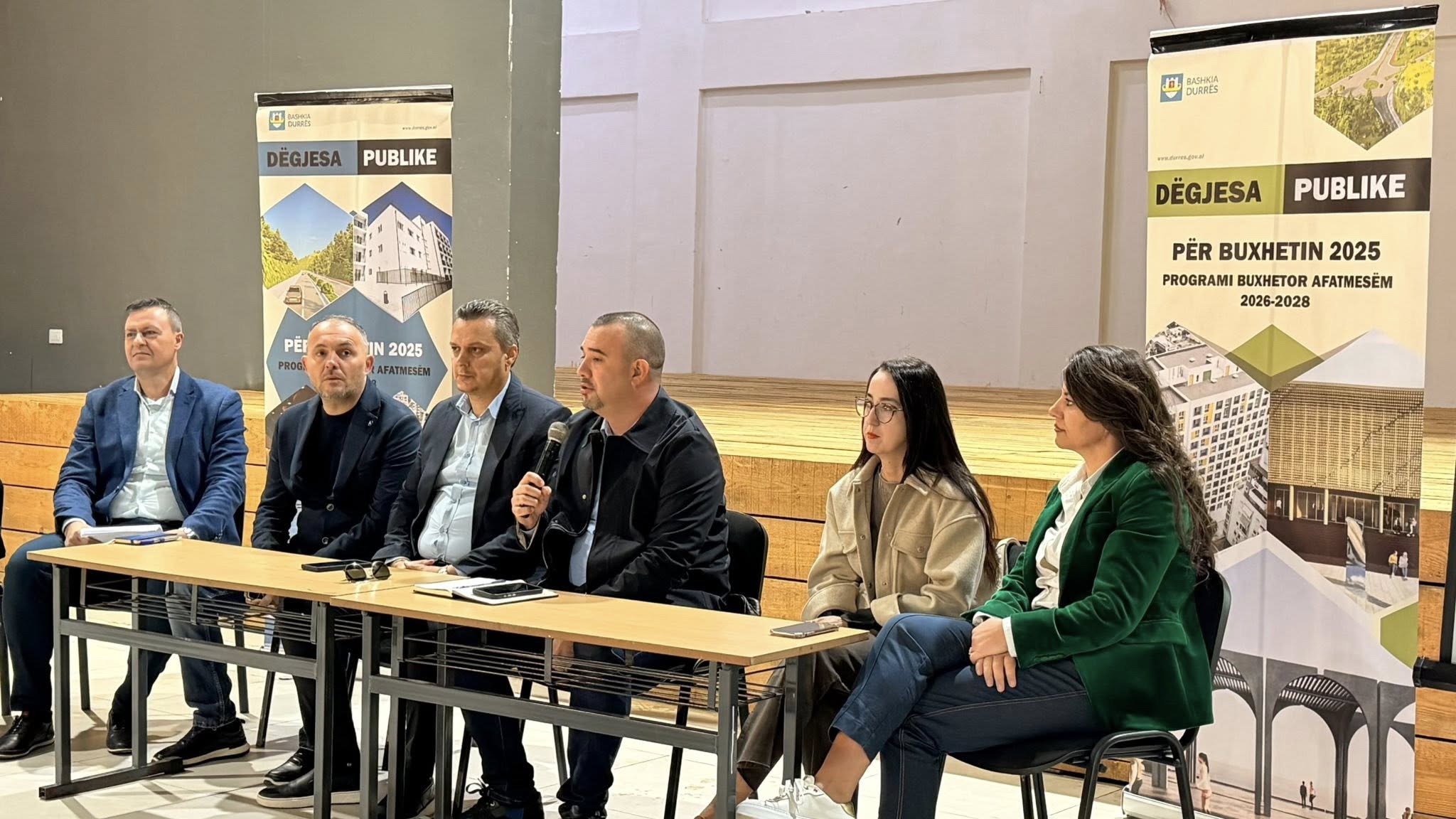 Bashkia zhvillon dëgjesën e radhës për buxhetin, ja investimet që planifikohen për qendrën e Durrësit