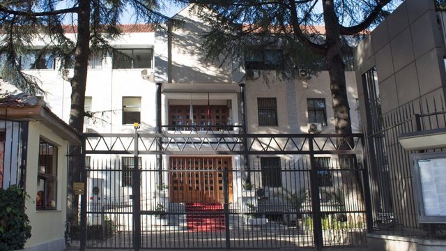 EMRI/ Incident në Gjykatën e Apelit, kërcënohet roja i sigurisë