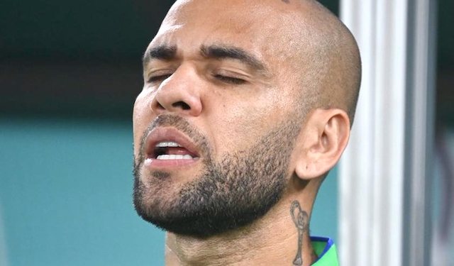 I liruar nga akuzat për sulm seksual, Daniel Alves bëhet predikues në një kishë…