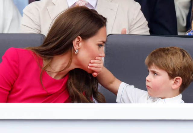 Princi Louis mori një &#8220;ofertë pune&#8221;, por Pallati dha një përgjigje që i bëri të gjithë të qeshin