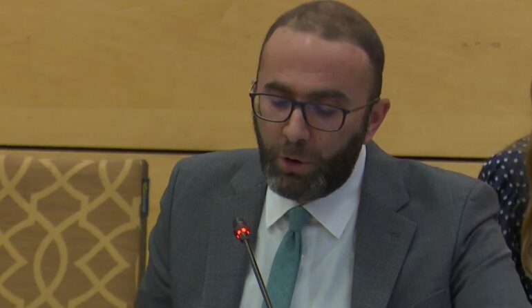 Gazment Bardhi: Balluku nën hetim nga SPAK, por vijon të jetë nr.2 i qeverisë, krah Ramës