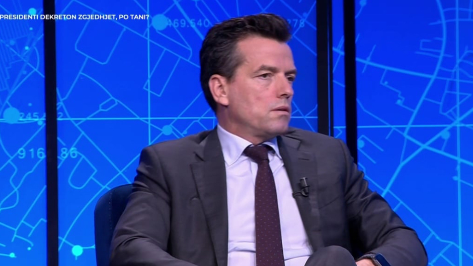 “Shanset e fitores 50 me 50”/ Shehaj për kandidatin e opozitës për kryebashkiak: Manastirliu, profil jo i pëlqyer