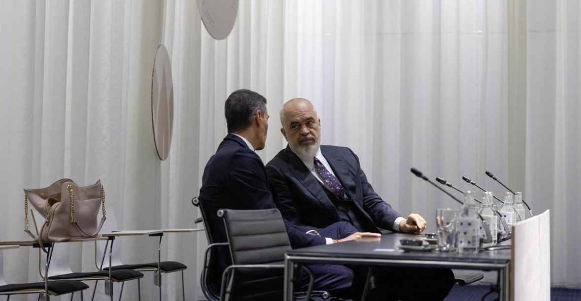 Rama ndan pamje nga samiti i Komunitetit Politik Europian, në Kopenhagen: Krenar për Shqipërinë 