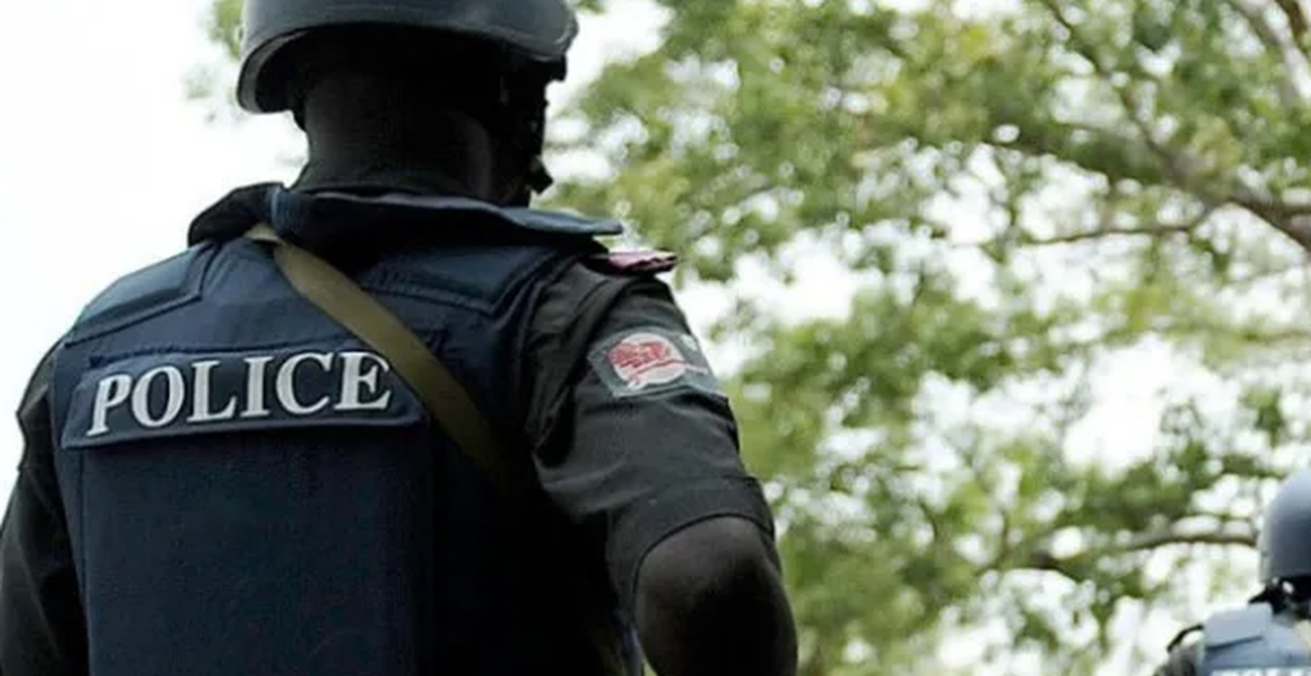 Arrestohet shitësja e rrobave 46-vjeçare në aeroportin italian, iu gjetën në stomak 120 qese me heroinë 