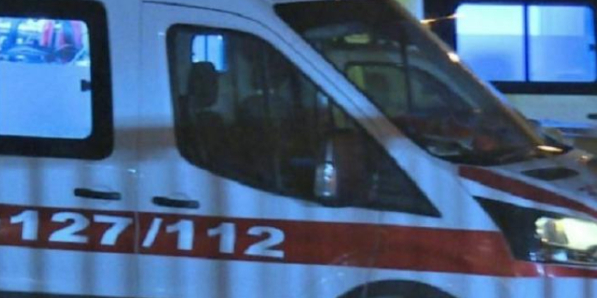 Gjendet një person pa shenja jete në mes të rrugës në Babrru, dyshohet të jetë vrarë 