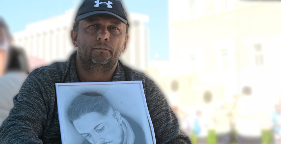 Në grevë prej 19 ditësh për zhvarrosjen e të birit, Pano Ruçi përfundon në spital, mjekët thirrje qeverisë greke: Të plotësohen kërkesat e tij 