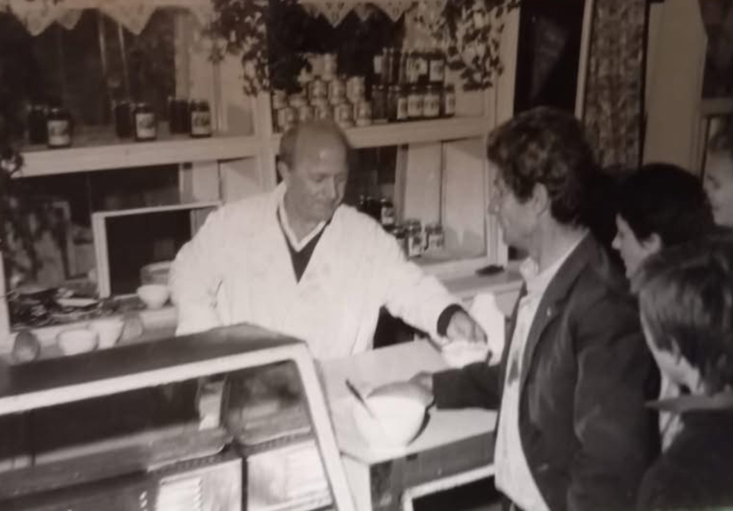 Durrësi kishte shijen e Rexhep Muzhaqit