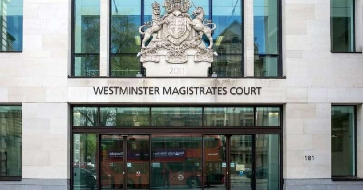 Shqiptarët shfajësohen në gjyq, gjykatësi britanik ironizon: Shumë prindër të sëmurë në Shqipëri! 