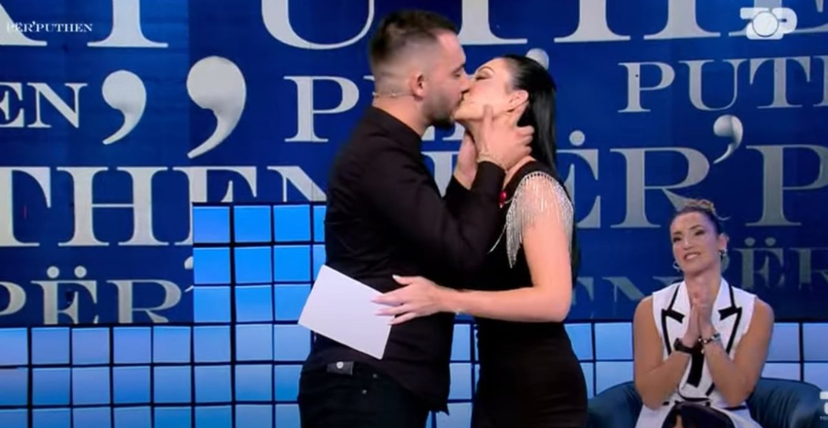 “Uroj ta kalojmë jetën bashkë”, puthja e parë në “Për’puthen”, Stelina surprizon Kejsin në ditën e tij të lindjes 