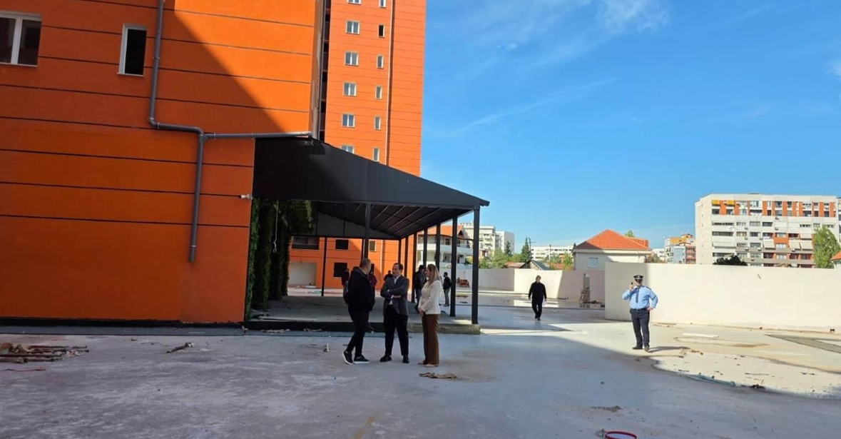 Mbi 4 mijë m2 ndërtim pa leje, IMT bllokon pallatin e ri në Astir