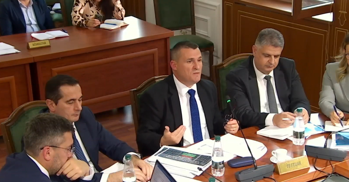 “Institucionet publike nuk referojnë rastet e korrupsionit”, Dumani: Përballemi me presione nga politika dhe krimi 