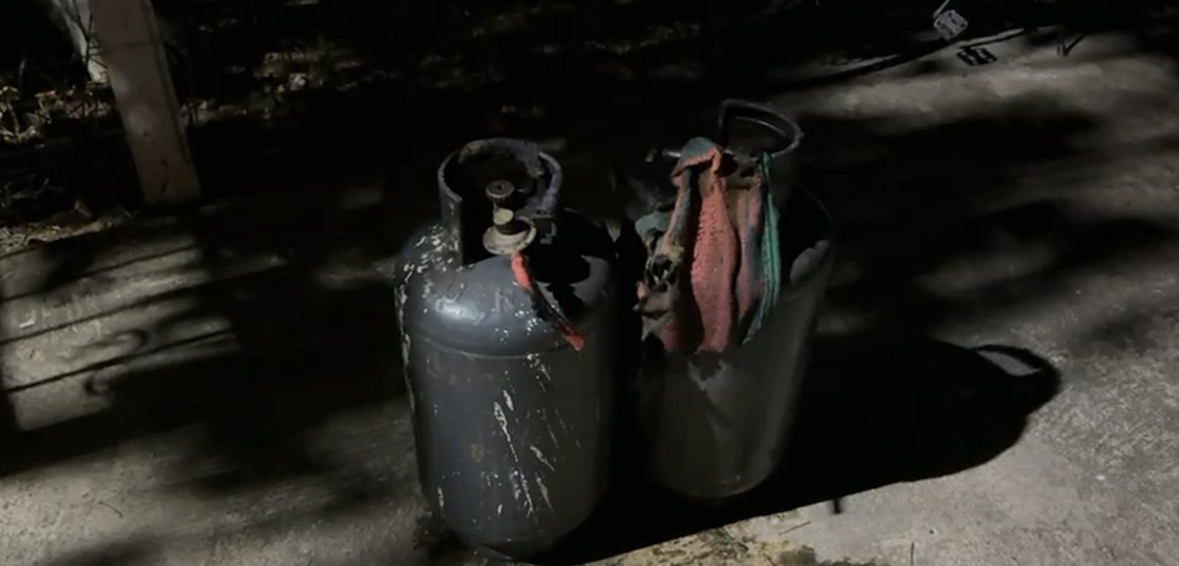 Shperthejnë dy bombula gazi, përfshihet nga zjarri një lokal në Lezhë 