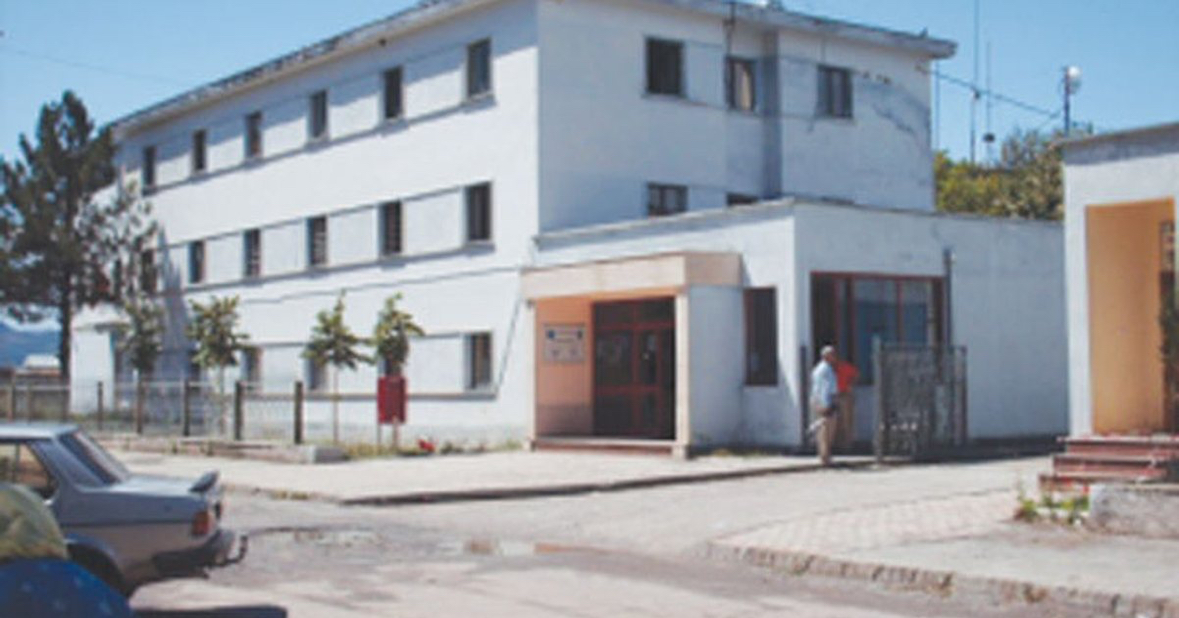 49-vjeçari në Kukës lyen dyqanin me benzinë, neutralizohet nga policia 