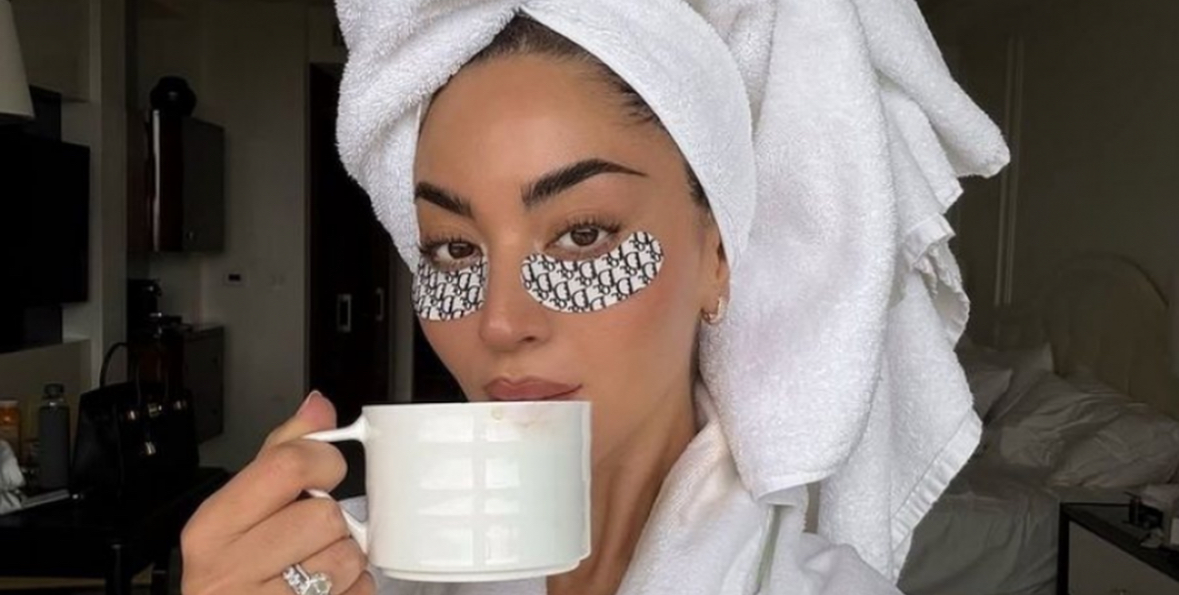 E vërteta që nuk e dinit për kafeinën në kujdesin e lëkurës 