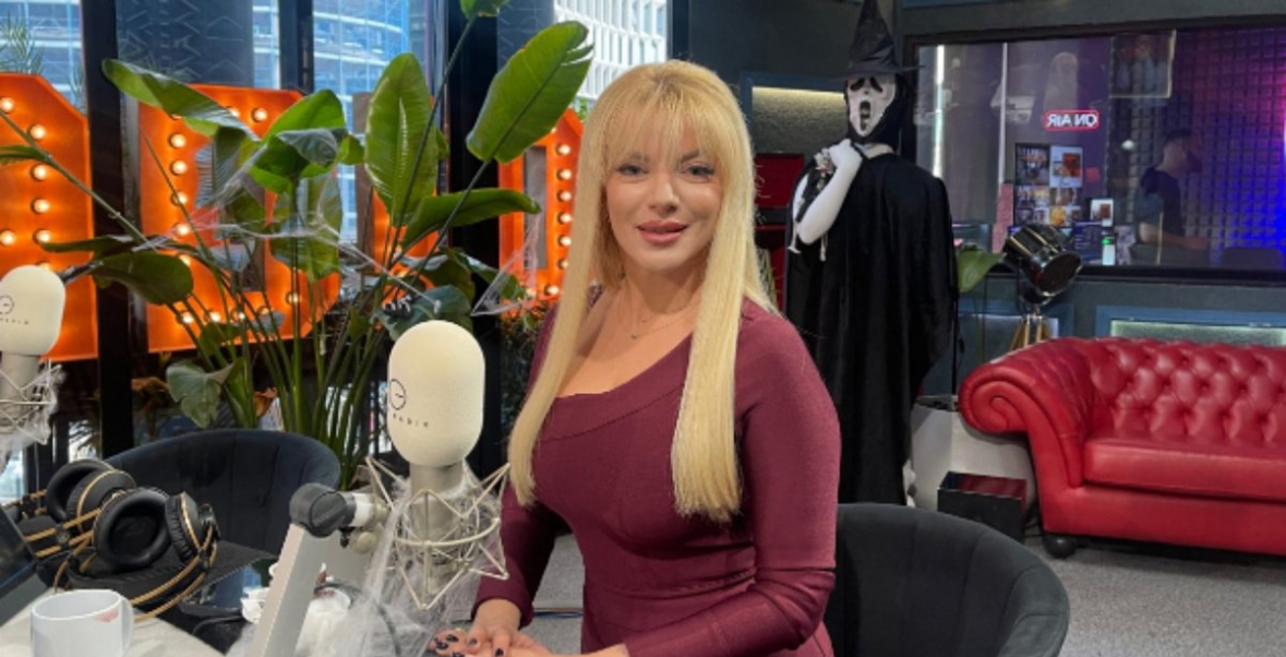 A e ndan shtëpinë me një mashkull? Gazetarja flet për dashurinë: Prej vitesh jetoj&#8230; 