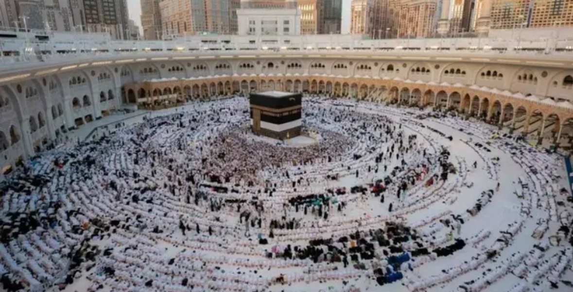 Arabia Saudite ka prezantuar ndryshime të reja në rregulloret e vizave të Umrës 