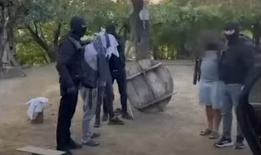 Gjendet 40 kg drogë në Mirditë, arrestohen 2 vëllezër dhe një person tjetër!