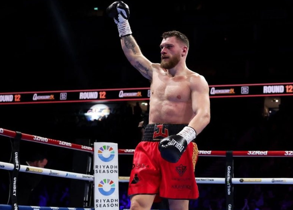 Boksieri shqiptar Jurgen Uldedaj shpallet kampion bote: Një titull për të gjithë shqiptarët