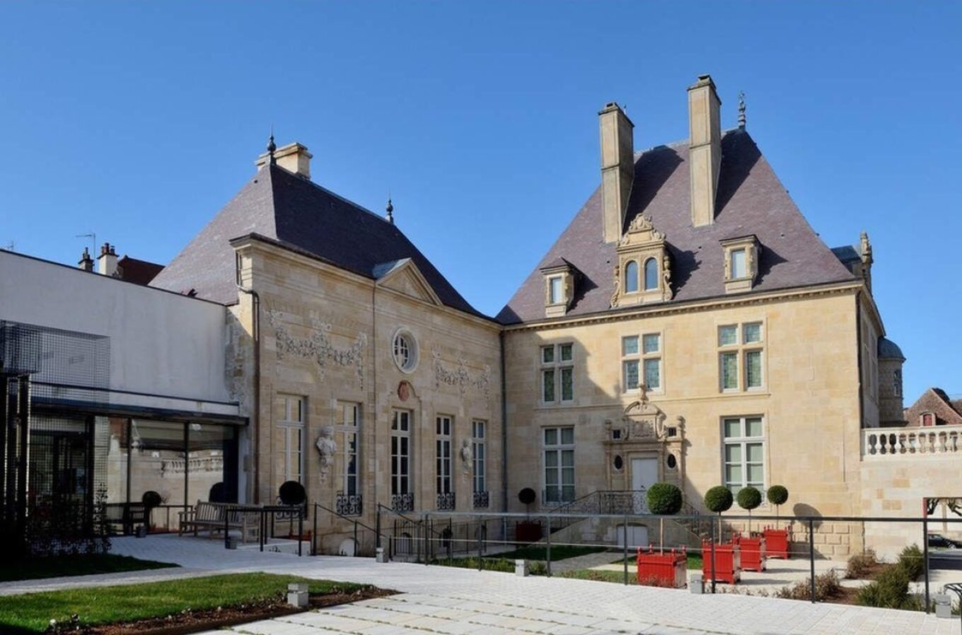 Vjedhje e re në muzeun francez të Diderot disa orë pas Luvrit, zhduken 2,000 monedha