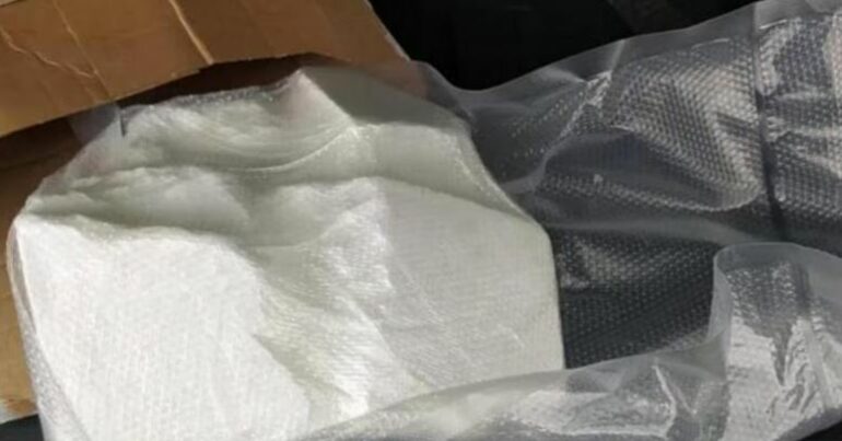 U kap me 200 kg kokainë në banesë, arrestohet i riu shqiptar në Itali