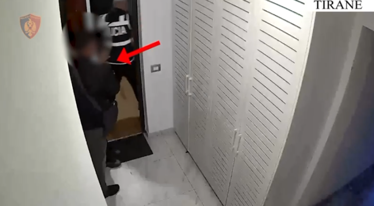 Shfrytëzonte 24-vjeçaren për prostitucion, përfundon në pranga i riu brazilian