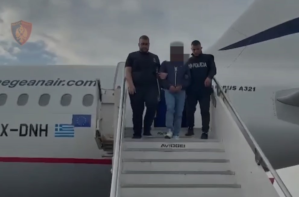 Kultivoi drogë në pronë publike së bashku me tre persona të tjerë, ekstradohet nga Italia 33-vjeçari i dënuar me burg