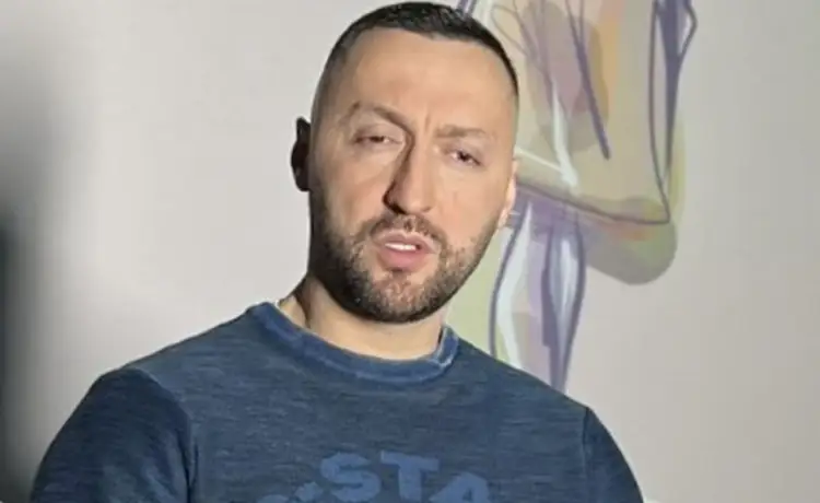 Ndjekësi e quan “të dështuar”, G-Bani nuk e fal!