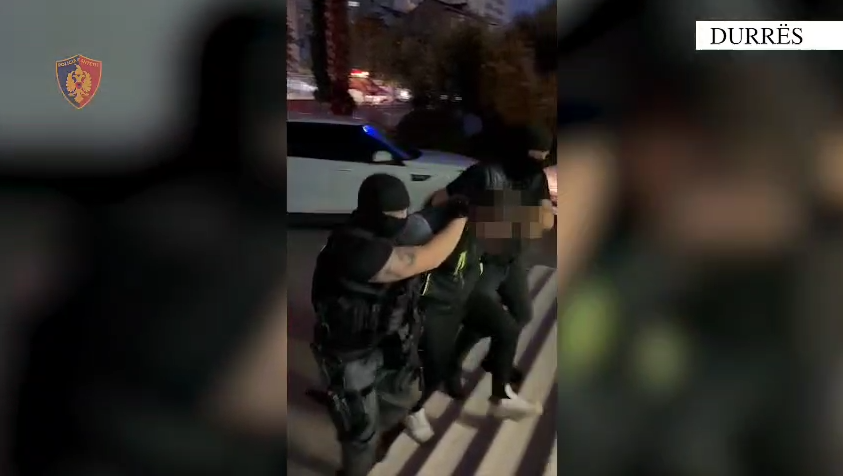 Kapen në Durrës dy vëllezër të kërkuar nga Italia, pjesë e një organizate të trafikut të drogës (VIDEO)