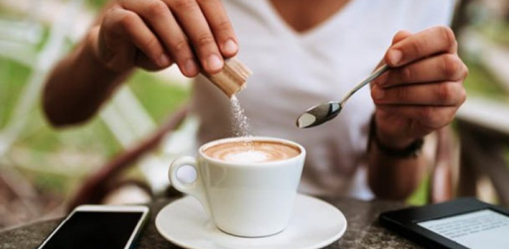 Sa sheqer duhet t’i hidhni kafes, kujdesi që duhet të tregoni