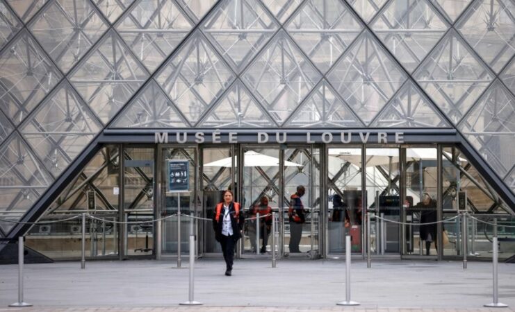 Grabitja spektakolare e muzeut të Luvrit, ADN-ja nxori zbuluar autorët. Ende asnjë gjurmë nga bizhuteritë me vlerë 88 mln euro