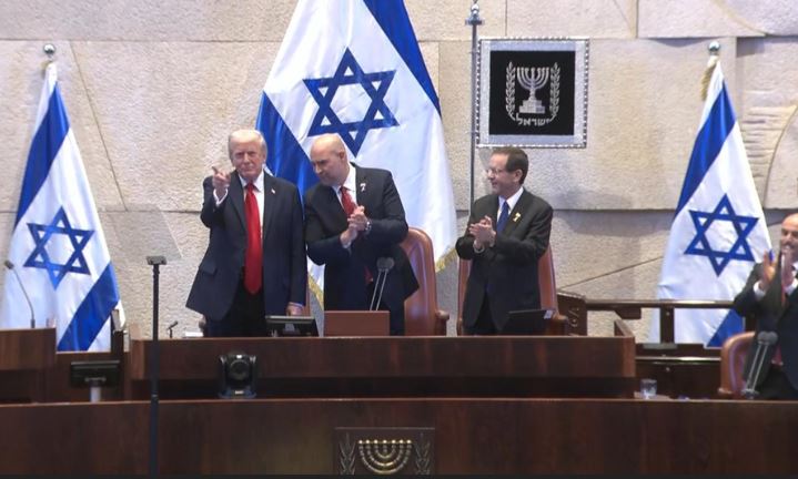 Trump nga Izraeli: Kemi ushtrinë më të madhe në botë dhe armë që s’i ka askush. Shpresoj të mos i përdorim…