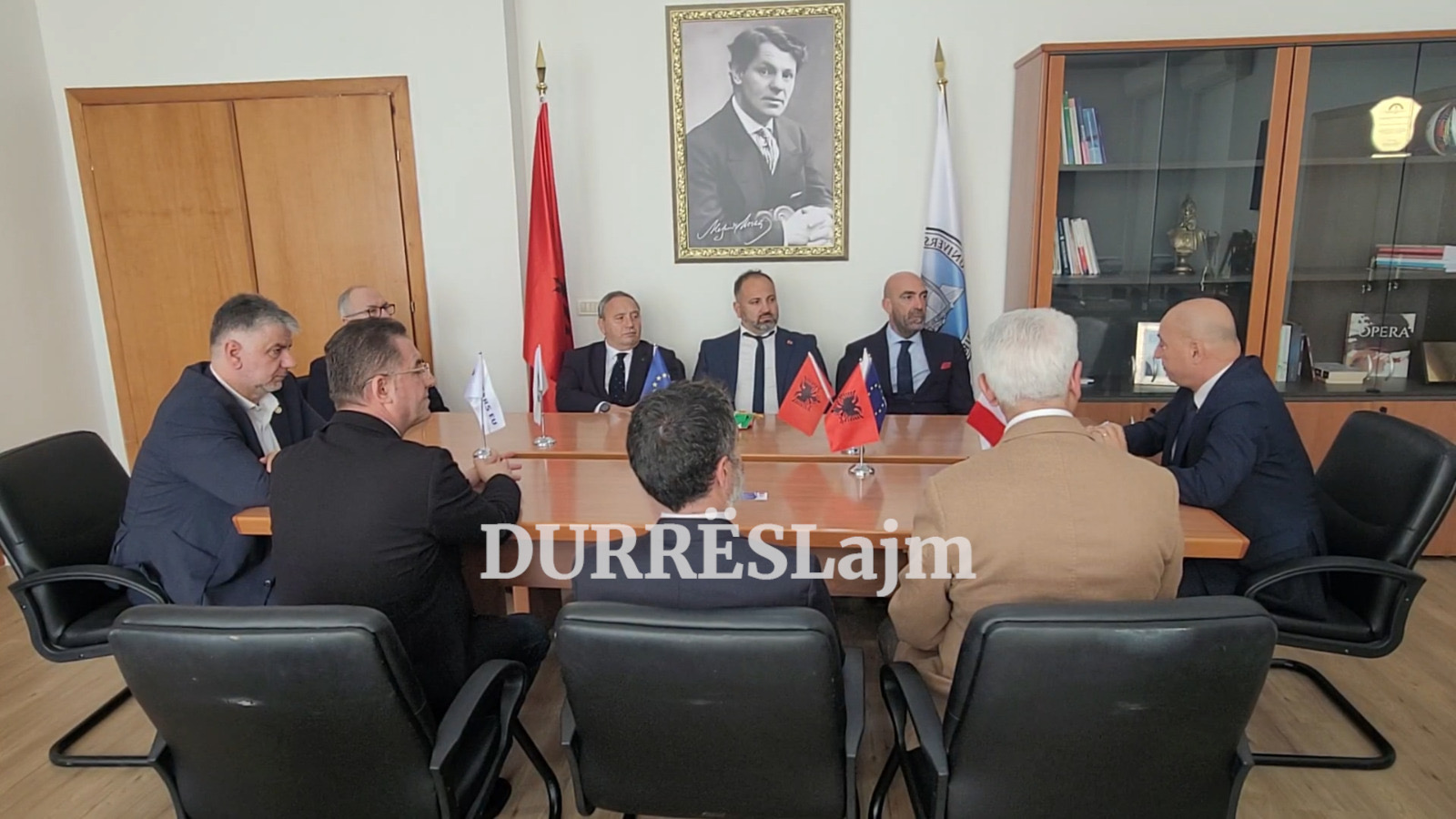 Rektori i UAMD, Shkëlqim Fortuzi takohet me kryebashkiakun e Barit (VIDEO)