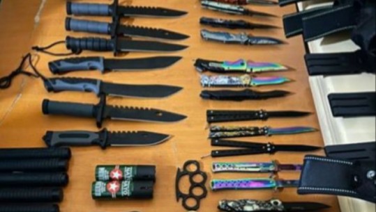 Prodhonte dhe shiste armë të ftohta, Policia heton 17-vjeçarin