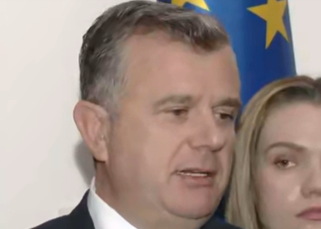 Kuvendi me dy dhoma/ Balla: Propozimi është bërë nga Rama që në Asamblenë e PS