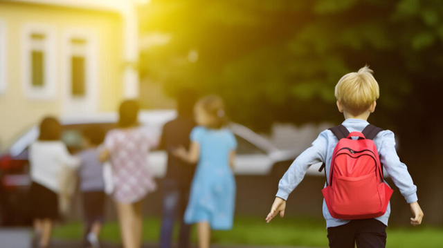 Lejet e qëndrimit për të mitur në BE: Shqiptarët renditen të tretët në Europë, gati gjysma e rasteve në Itali