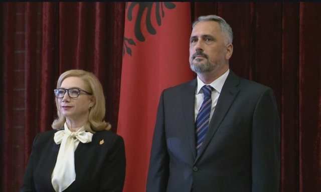 Anëtari i ri i Gjykatës Kushtetuese, Asim Vokshi betohet para Presidentit Begaj