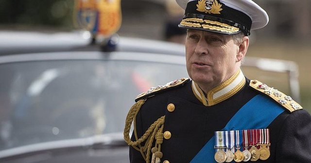 Skandali Epstein/ Princit Andrew do t’i hiqet edhe grada e fundit ushtarake nderi