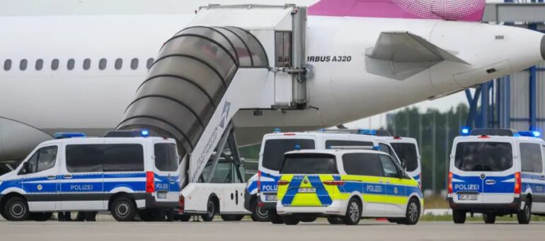 Gjermania nxit riatdhesimet në Siri dhe Afganistan, masa pjesë e një politike më të rreptë emigrimi