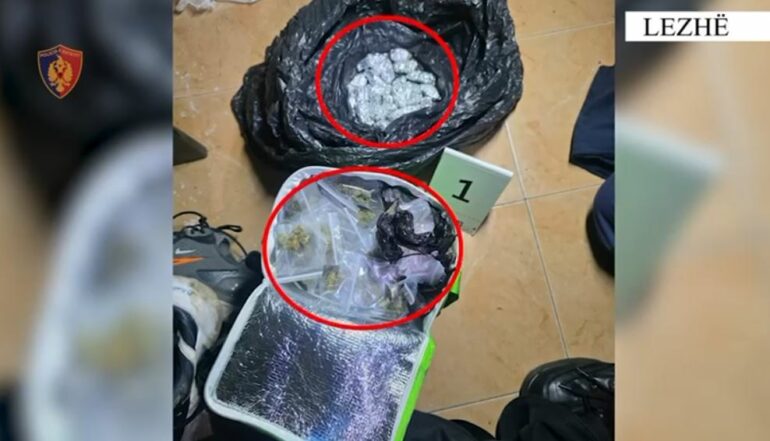 Ktheu lokalin në laborator droge, arrestohet 43-vjeçari. Tentoi të arratisej dhe hodhi lëndën narkotike në lumin Drin, por…