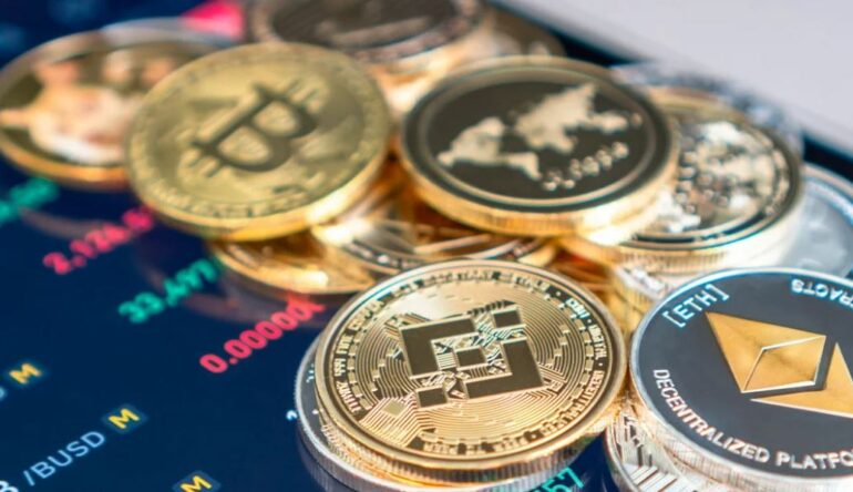 1 trilion dollarë të humbur nga tregu i kriptomonedhave, Bitcoin në nivelin më të ulët prej 7 muajsh