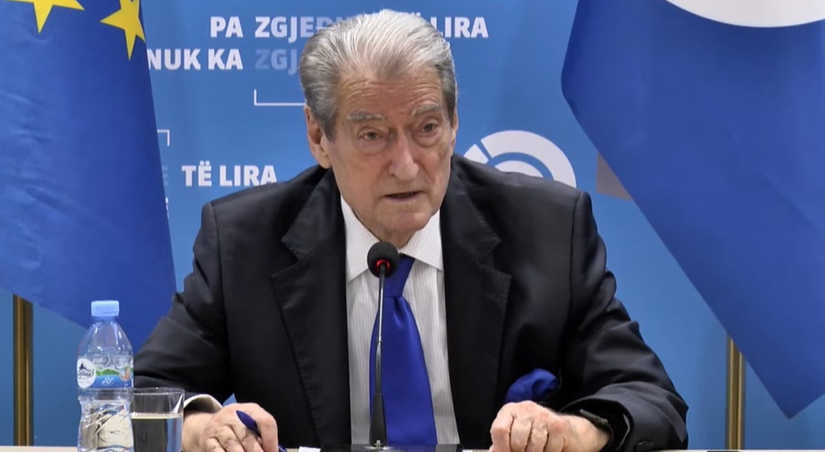 Veliaj rikthehet në detyrë, Berisha flet pas publikimit të lajmit: Kushtetuesja zbatoi ligjin, ‘Haram’ Begaj dhe Edi Rama…