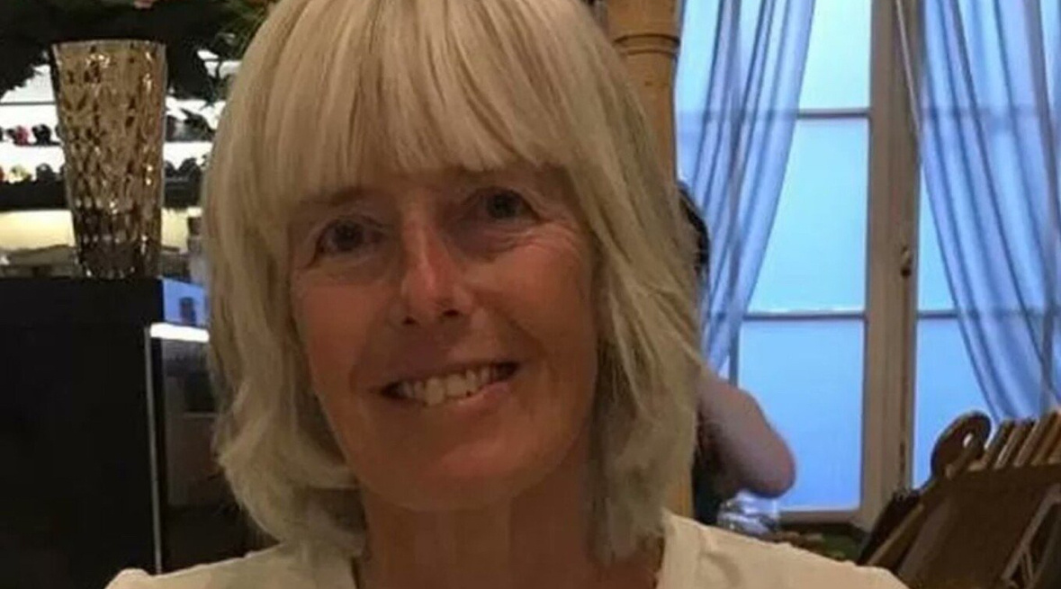 Krim brutal në Britani, 68-vjeçari vret ish-gruan e tij me 19 thika mbi varrin e djalit të tyre