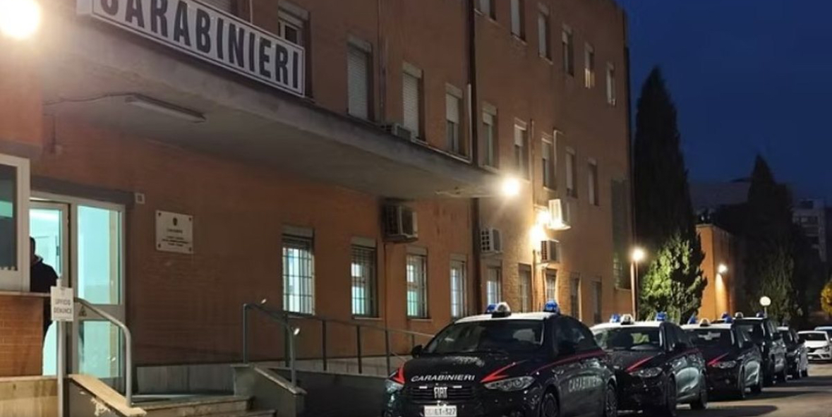 Itali/ 48-vjeçari dorëzohet në polici: Po nuk më arrestuat do vras gruan 