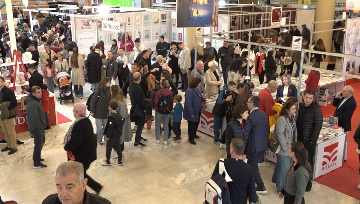 Panairi i 28-librit në krizë? Kreu i Shoqatës së Botuesve: Më pak botime të reja